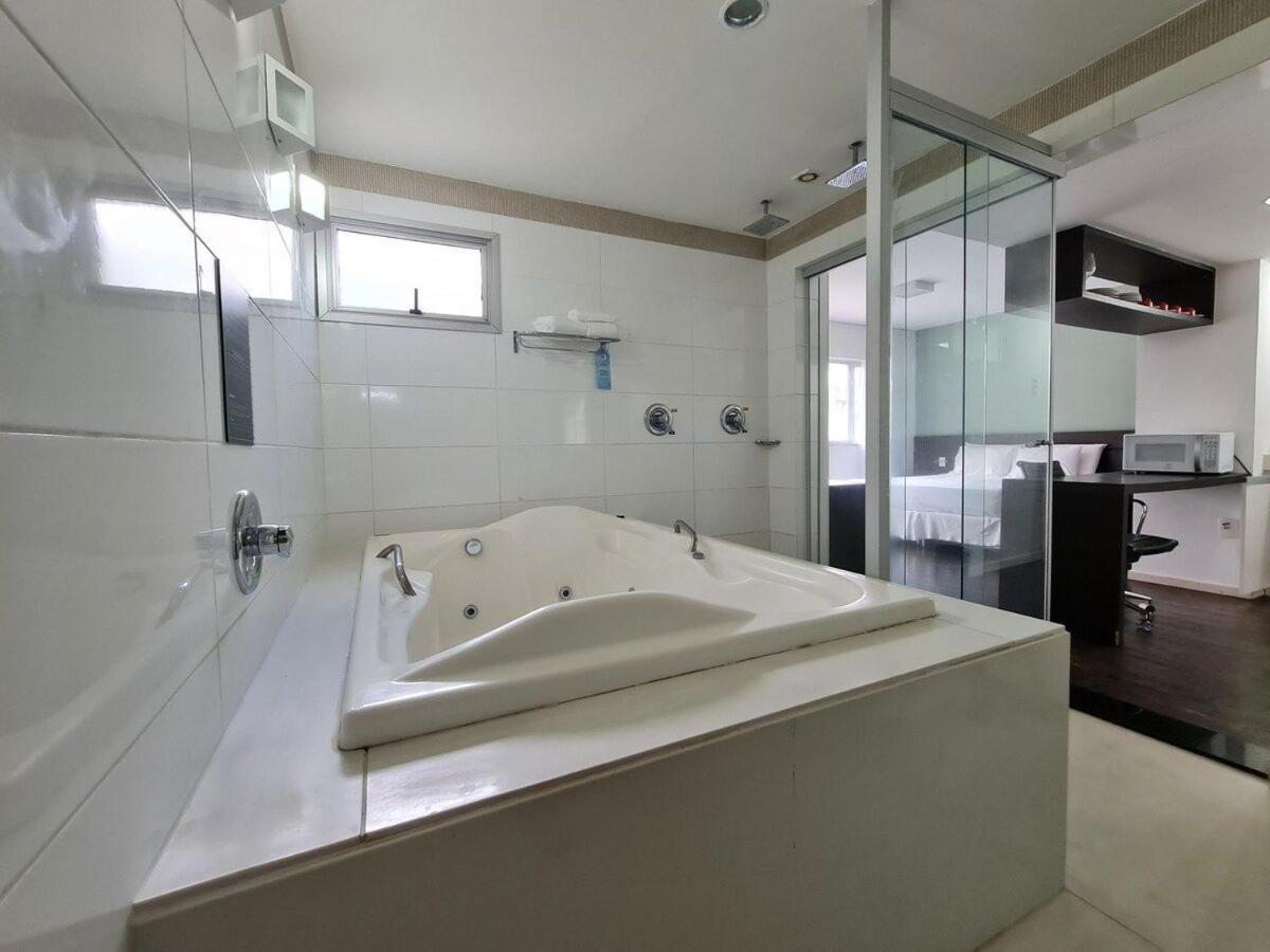Flat Com Jacuzzi Na Lagoa Da Pampulha Belo Horizonte Eksteriør bilde